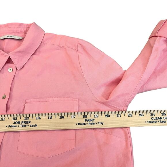 Tu Woman Linen Blend Shirt Size 10 Pink Roll Tab Sleeve Button Down Casual Woven - Picture 8 of 9